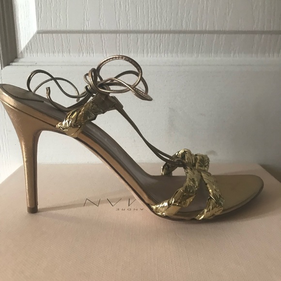 Aperlai Braided Sandal - Picture 3 of 8